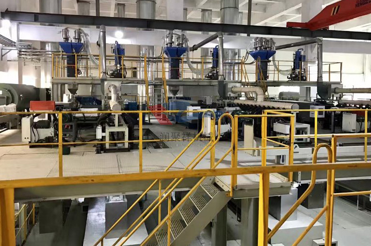 SSMS無(wú)紡布設(shè)備1.jpg SSMS無(wú)紡布設(shè)備1.jpg